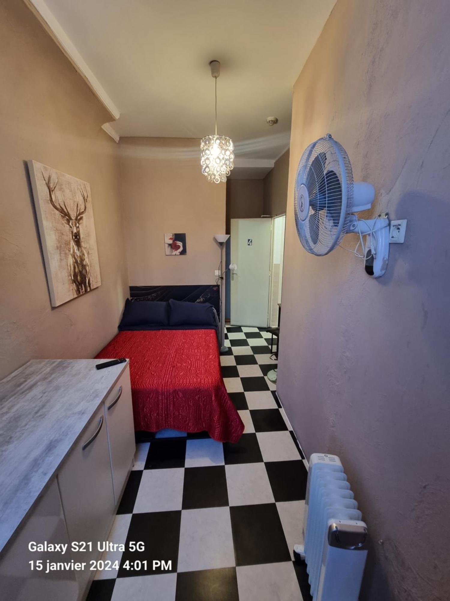 Hôtel des allées Marselha Quarto foto