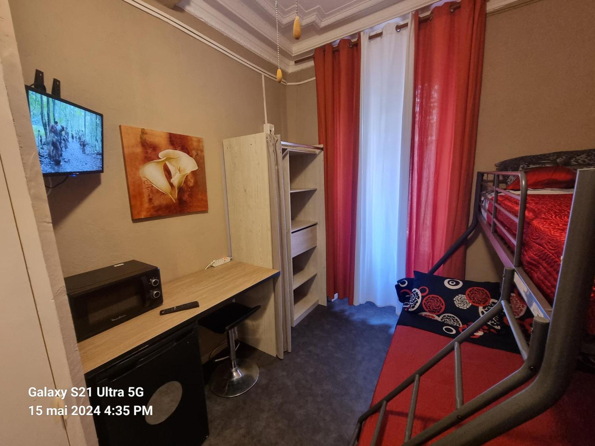 Hôtel des allées Marselha Quarto foto