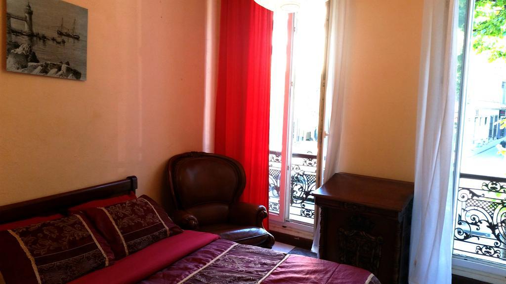Hôtel des allées Marselha Quarto foto